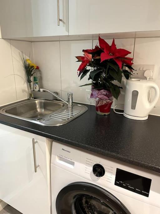 Lovely Flat In Heart Of Londres Exterior foto